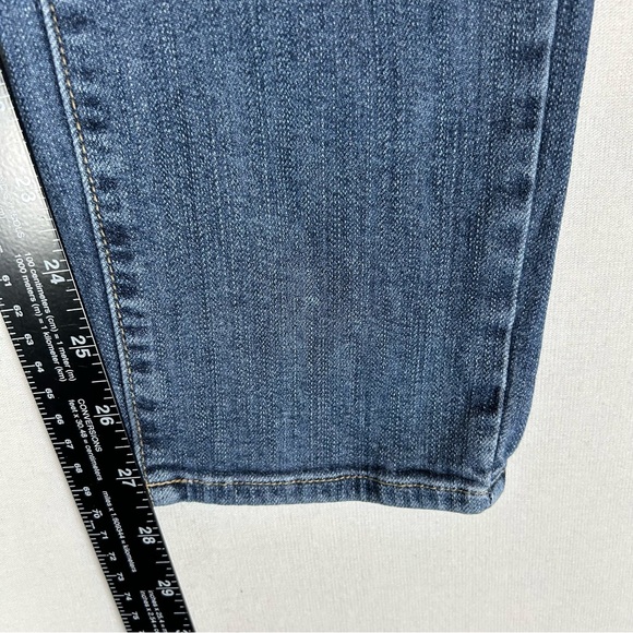 Just Black Boyfriend Jeans Womens 28 Blue Denim Distressed Medium Wash Mid Rise - Picture 9 of 11